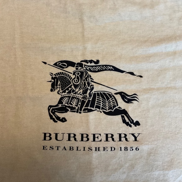 BURBERRY CHECKMARK AND NAVY BLUE LEATHER CROSSBODY PURSE.  Includes dust bag. - Picture 16 of 16